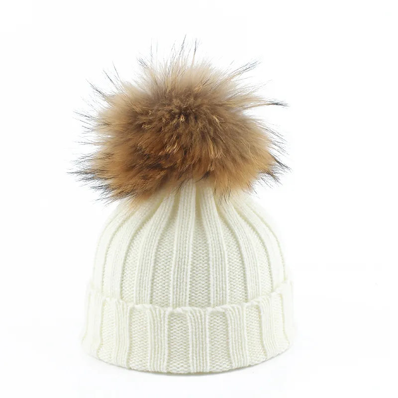 Warme Winter Muts met Pom-Poms Felina Stijl