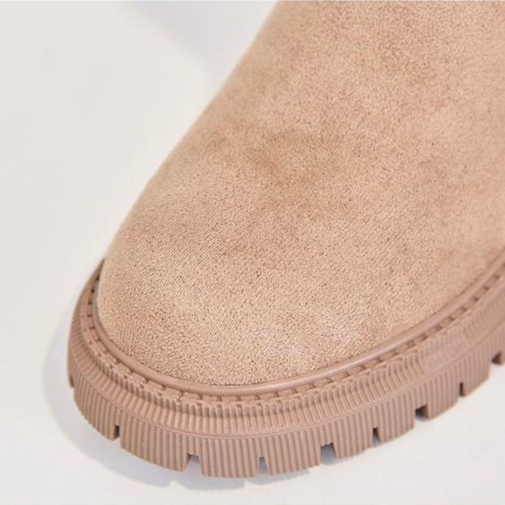 Trendy en Warm: IRIS Laarzen